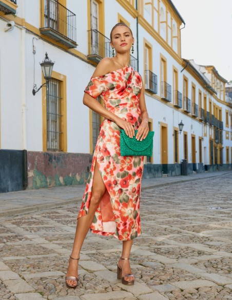 Robe de soirée midi imprimée avec encolure asymétrique et fente