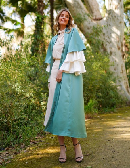 Long party kimono with maxi ruffles on the sleeves