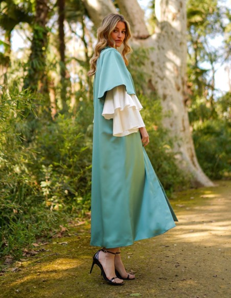 Long party kimono with maxi ruffles on the sleeves