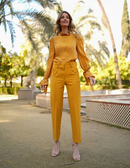 Long party pants with straight cut and darts