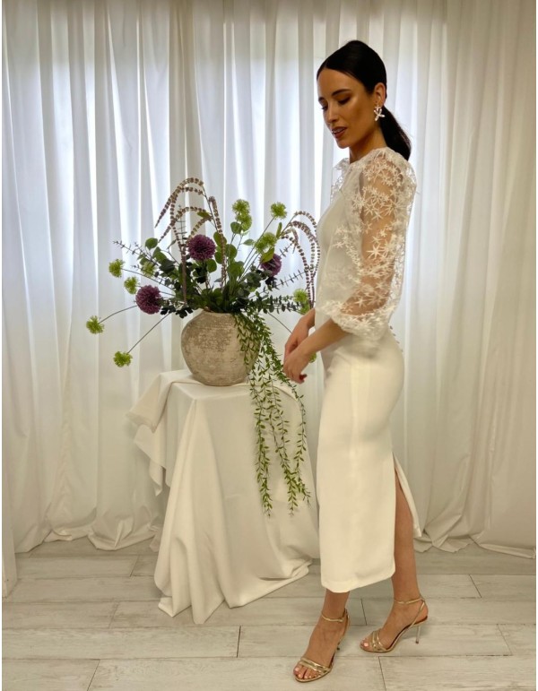 Robe longue blanche à manches longues en dentelle fantaisie 2