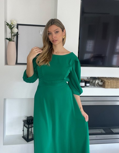 Robe de soirée midi avec jupe à volants et manches bouffantes