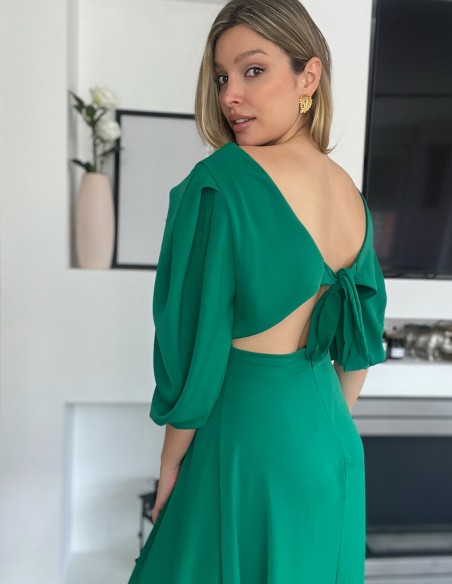 Robe de soirée midi avec jupe à volants et manches bouffantes