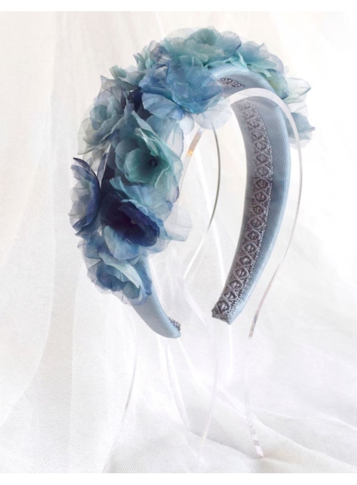 Diadema de flores de organza azules y turquesas