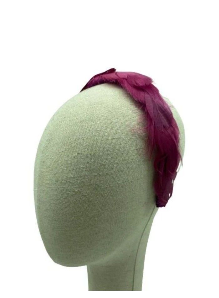 Velvet headband with natural feathers