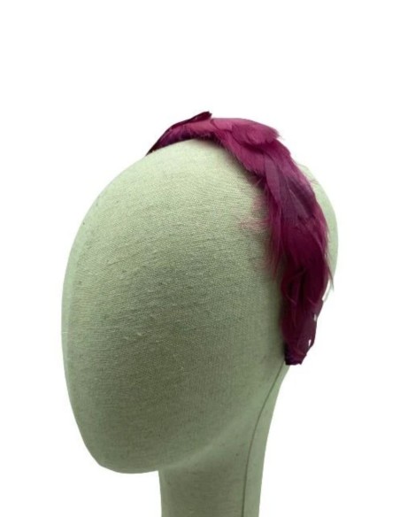 Diadema de terciopelo con plumas naturales
