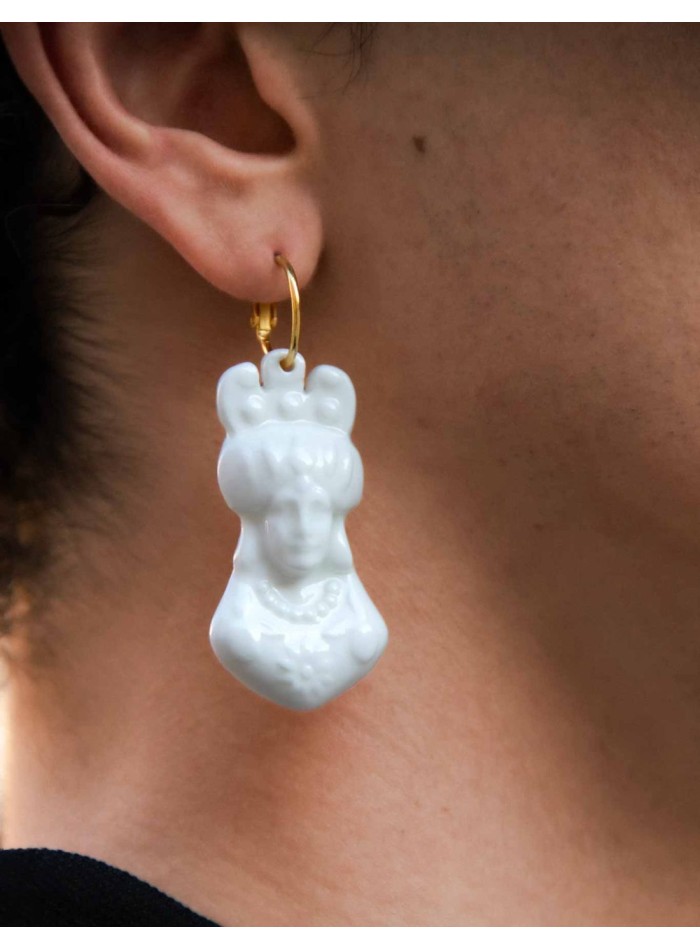 Boucle d'oreilles longues en porcelaine blanche...