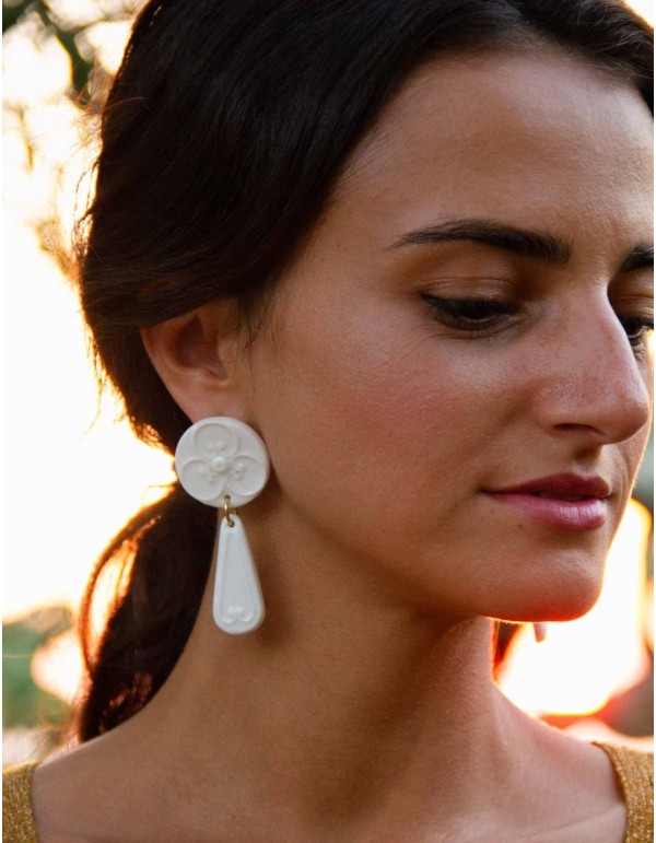 Boucle d'oreilles de fête en céramique blanche et porcelaine 2
