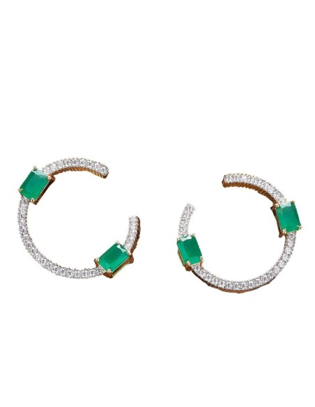 Boucle d'oreilles circulaires avec zircon et pierre