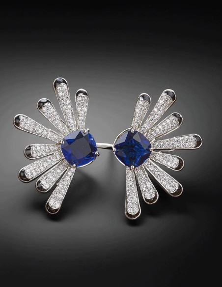 Boucle d'oreilles de fête en forme de demi-soleil avec zirconias