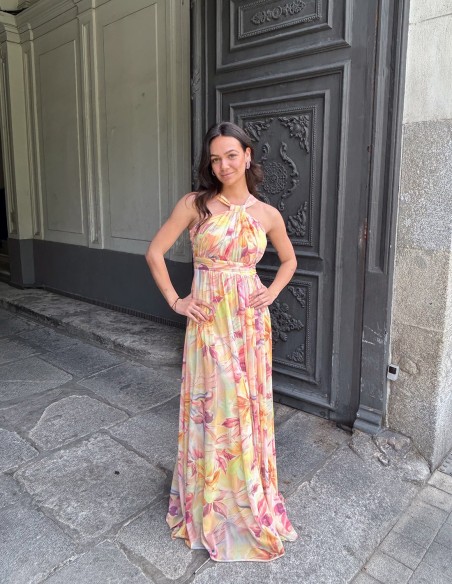 Robe longue imprimée avec encolure dos nu et strass