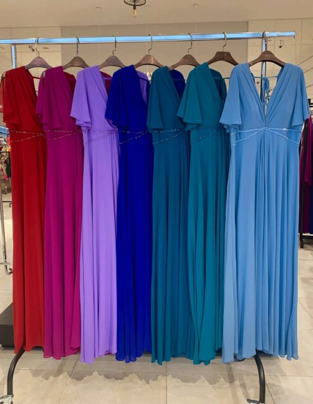 Long gown with rhinestone detail and sleeveless sleeves