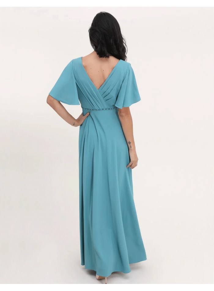 Vestido de fiesta largo con detalle de pedrería...