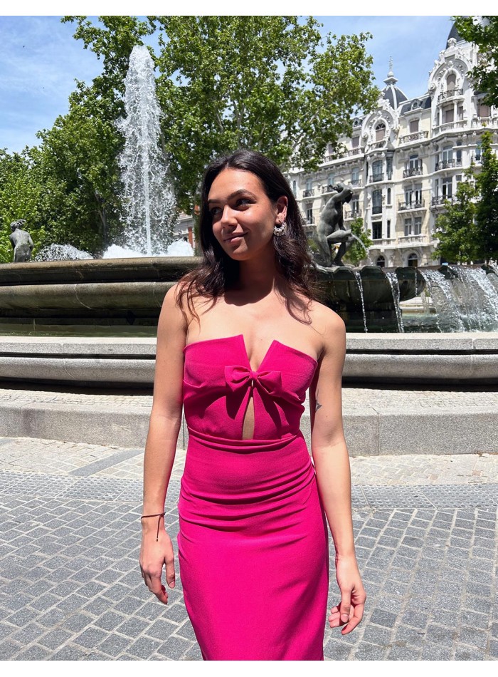 robe longue sans bretelles avec nœud sur le devant