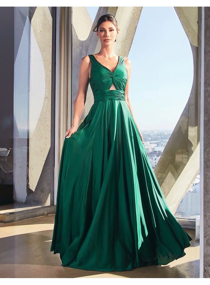 Robe longue de fête en satin avec encolure...