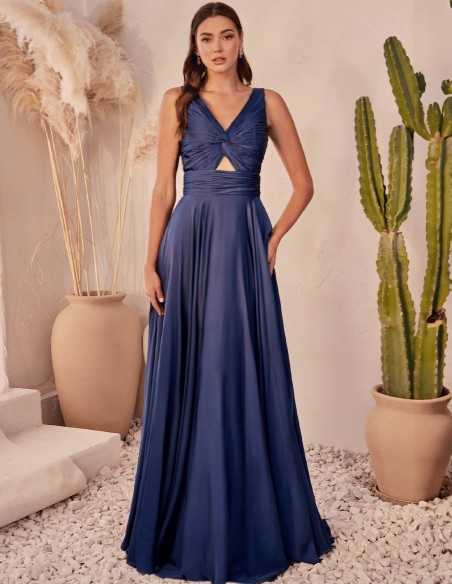 Vestido de fiesta largo satinado con escote drapeado de tirantes