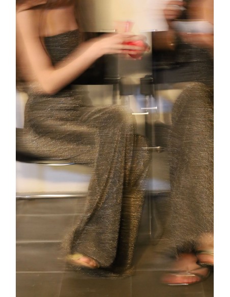 Top de fête à bretelles avec paillettes dorées