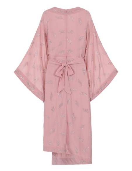 Vestido midaxi con manga murciélago bordado de pedrería rosa