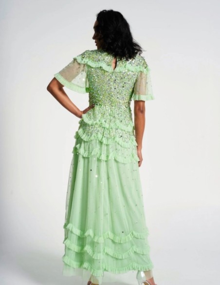 Vestido de fiesta largo verde menta con lentejuelas y volantes