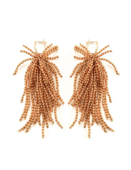 Pendientes largos de pedrería con forma de coral