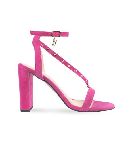 Square heel sandal in fuchsia color with golden details
