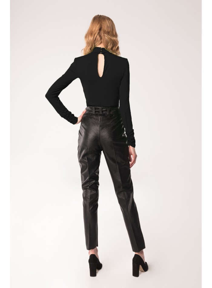 Body noir à manches longues avec col montant...