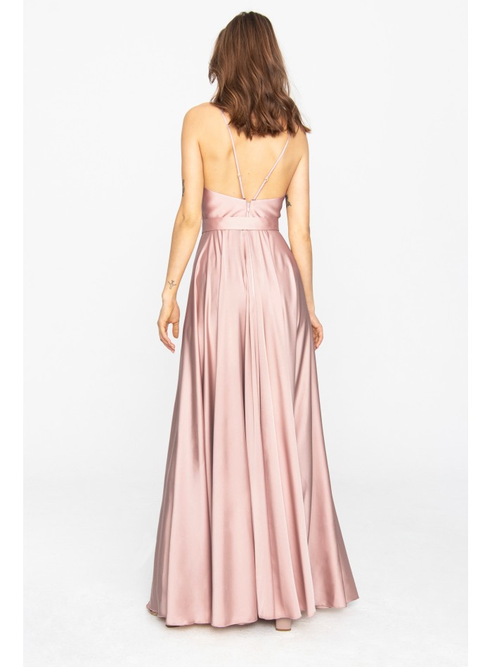 Robe de soirée longue en satin rose poudré avec...