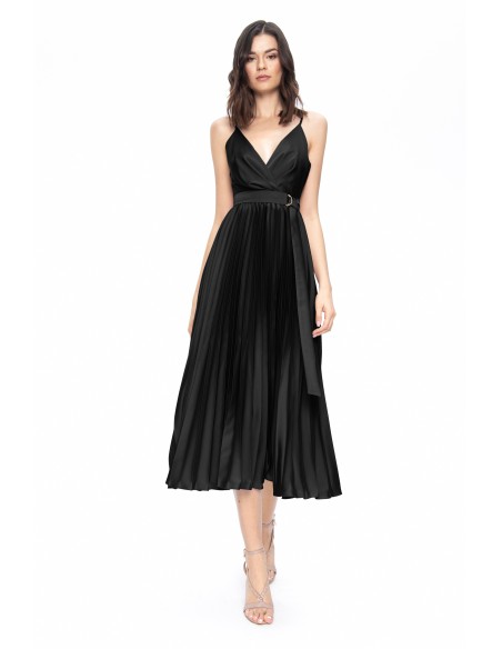 Robe midi en satin noir avec coupe midi plissée et Ceintures