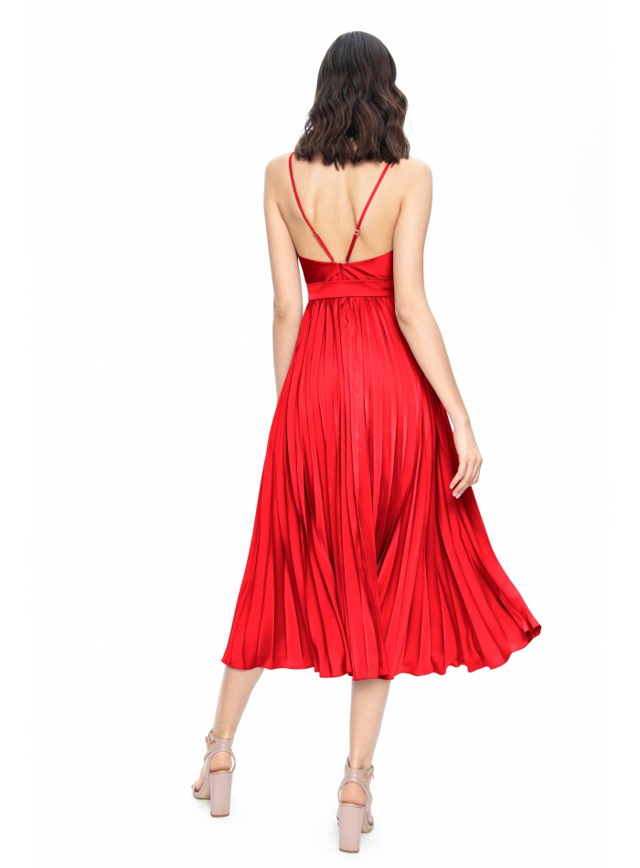 Robe drapée rouge avec Ceintures pour les invités
