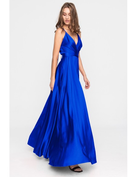 Robe d'invité en satin bleu Klein avec jupe flottante et Ceintures ajustables