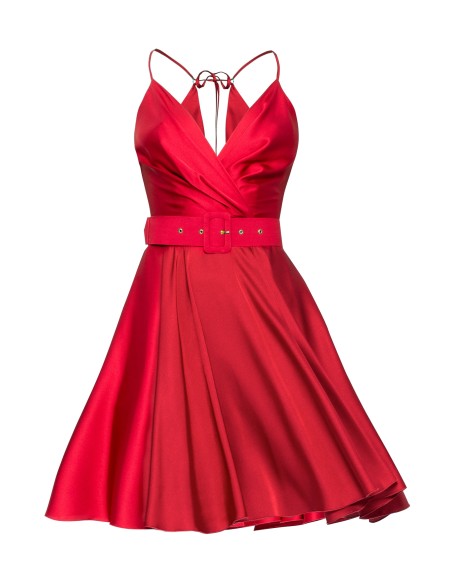 Vestido corto para invitadas rojo satinado con tirantes