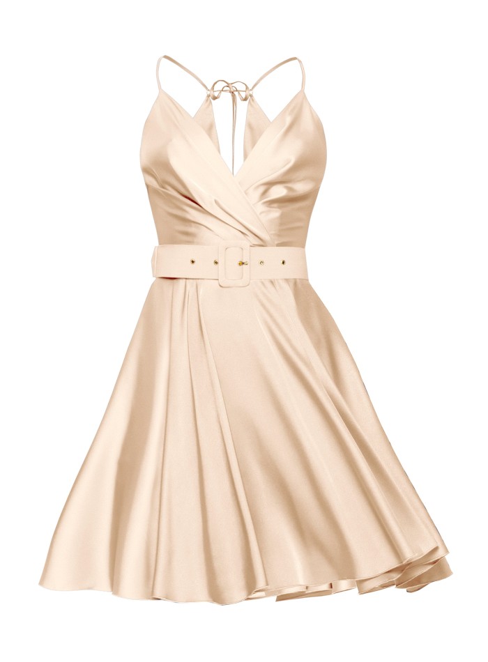 Robe courte d'invité en satin beige avec...