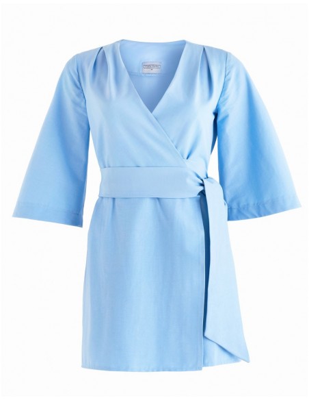kimono azul clarito con cinturon para invitadas