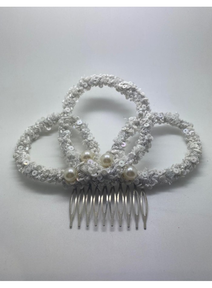 Peineta de novia blanca con lentejuelas y...
