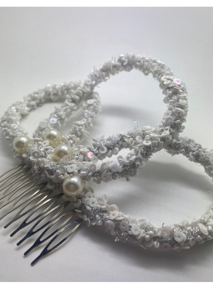 Peigne de mariée blanc avec sequins et perles...