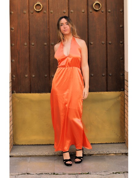 Vestido midi satinado con espalda descubierta y falda fluida