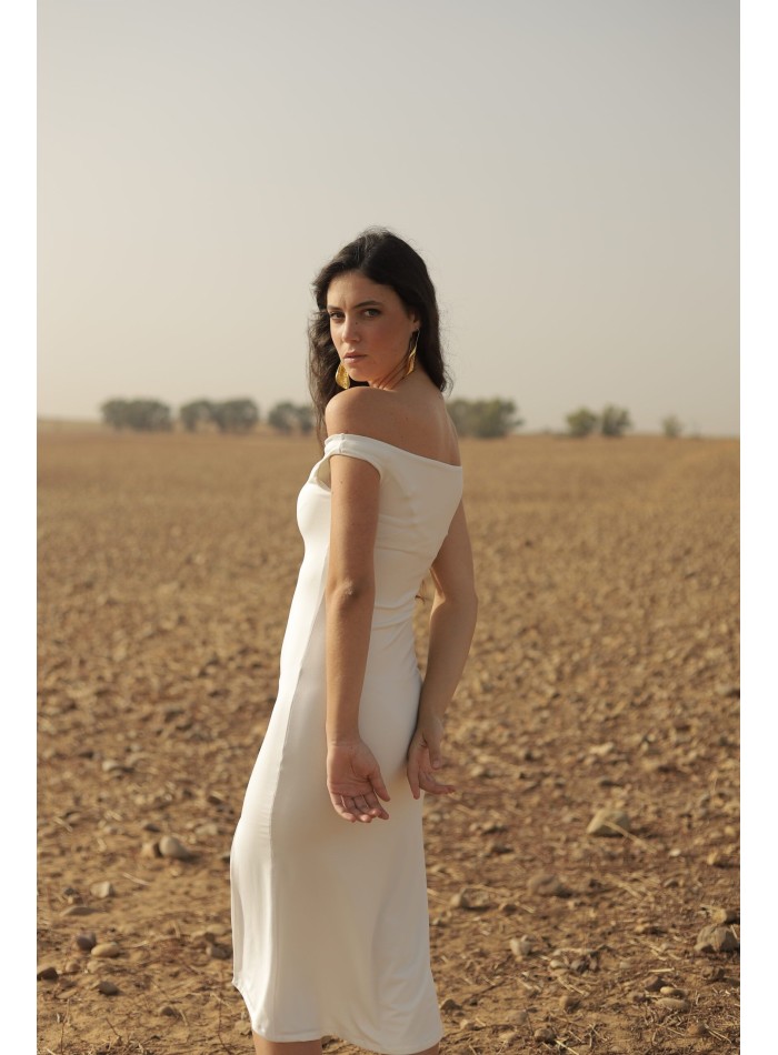 Robe midi avec encolure bateau et fente