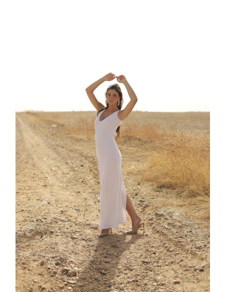 Robe longue en velours avec décolleté en V et dos ouvert