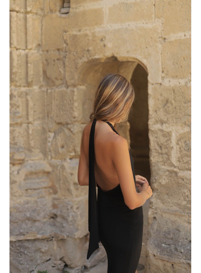 Robe longue de fête avec bretelles et dos ouvert