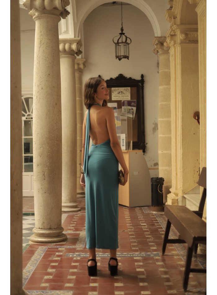 Robe longue de fête avec encolure dos nu et...