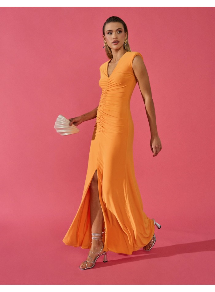 Robe longue de fête avec décolleté en V et ruchés