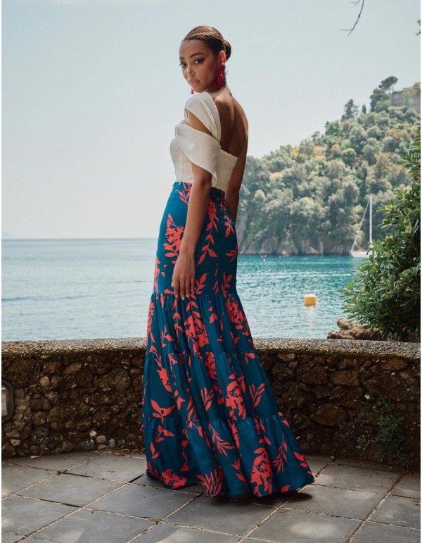 Long party skirt with floral print and ruffles 2