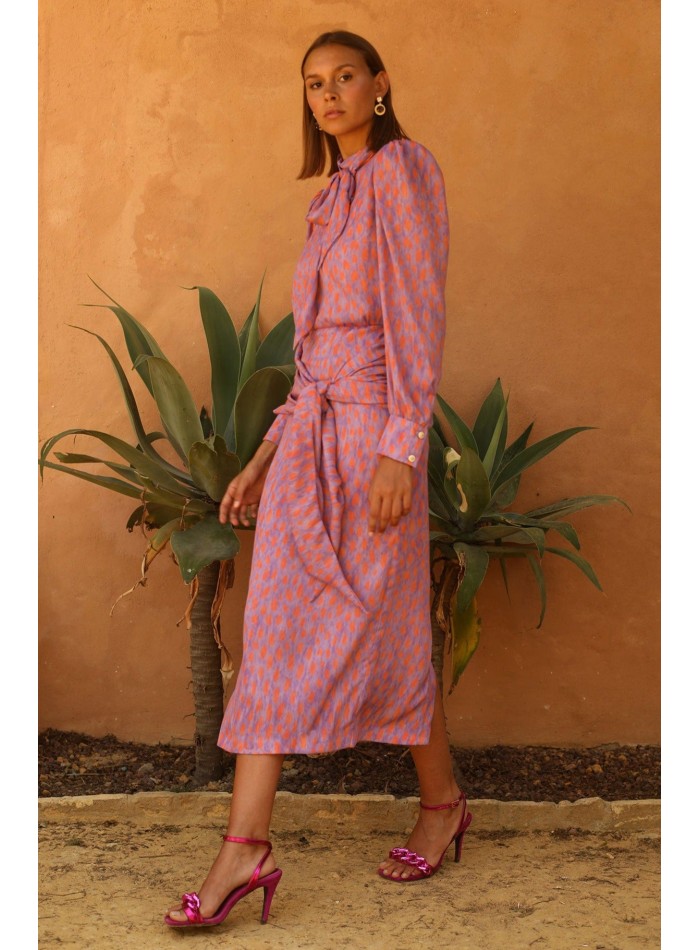 Vestido de fiesta midi con lazada en cuello y...