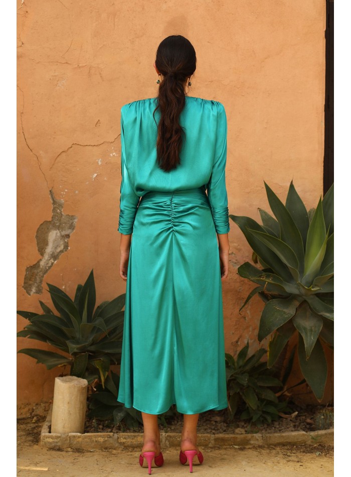 Party outfit with gathered waist and V-neckline