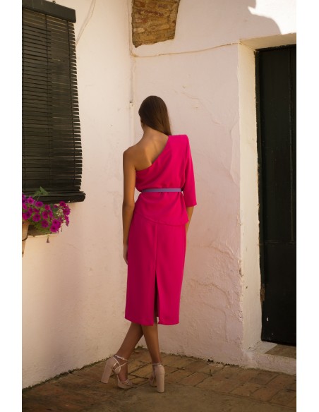 Party outfit with party top and straight skirt