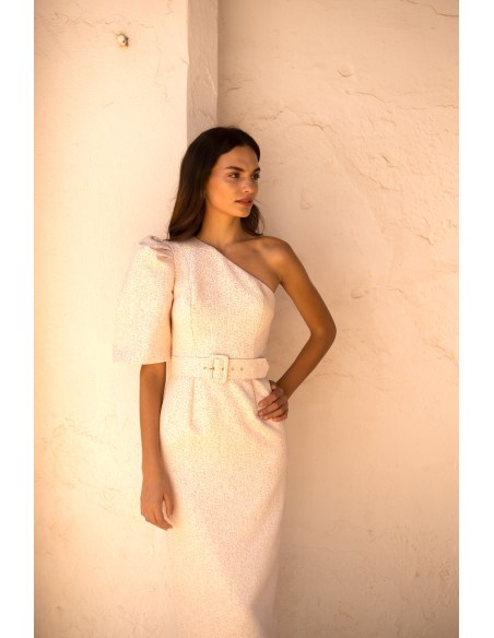 Robe asymétrique de soirée avec encolure asymétrique et manches bouffantes