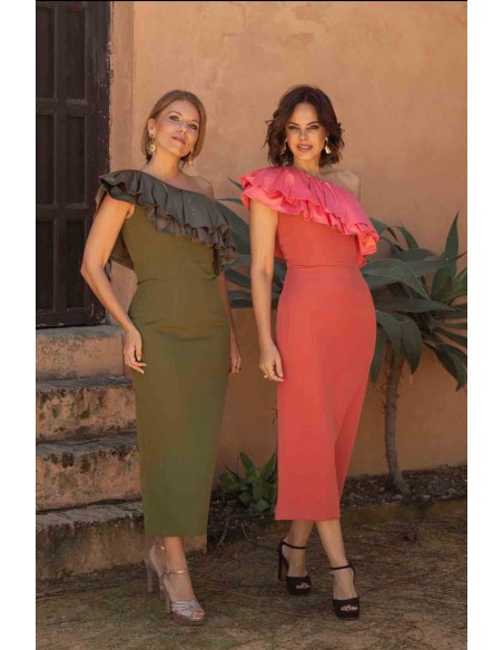 Vestido de fiesta midi con maxi volante de satén