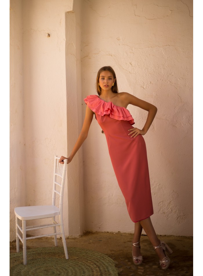 Vestido de fiesta midi con maxi volante de satén