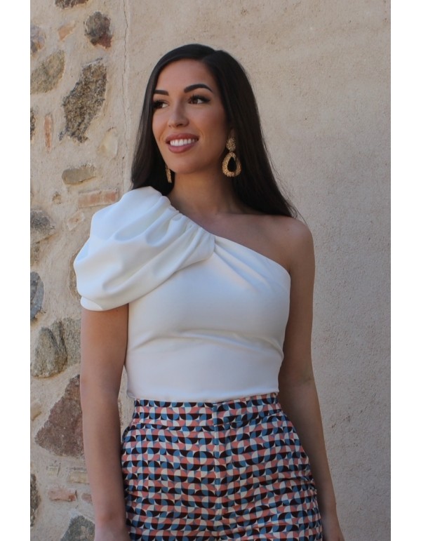 Top de fête blanc à encolure asymétrique et drapé sur...