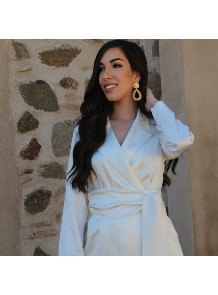 Traje de chaqueta satinado con pantalón largo...